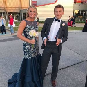 Meet your Posher, Madison